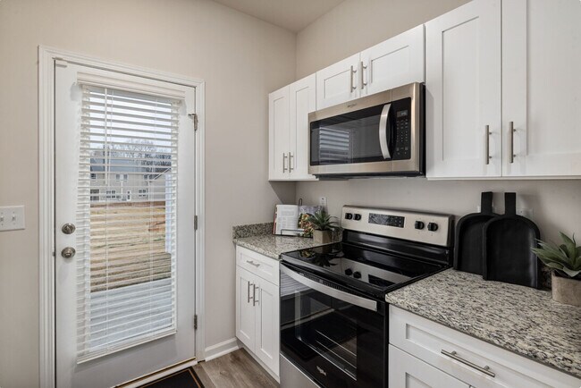 Building Photo - 3705 Lori Ln