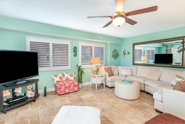 Building Photo - 732 Bayside Dr