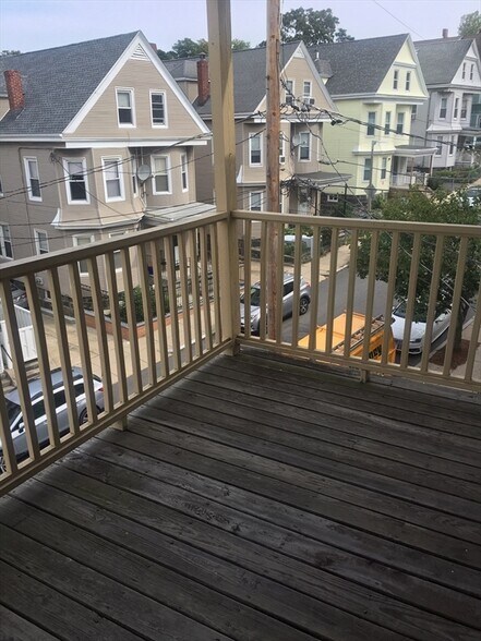 Building Photo - 7 Weld Hill St