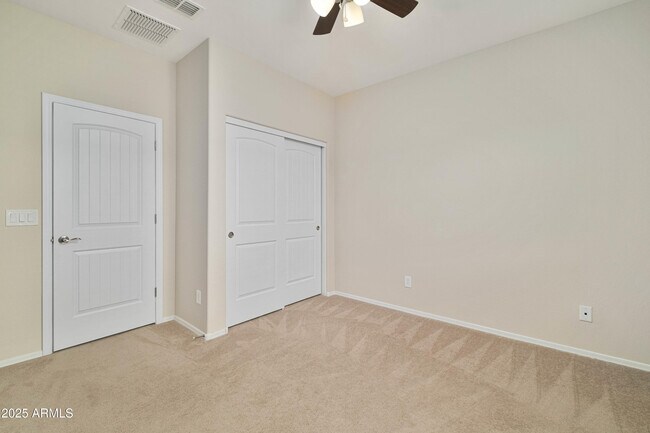 Building Photo - 17555 W Hedgehog Pl