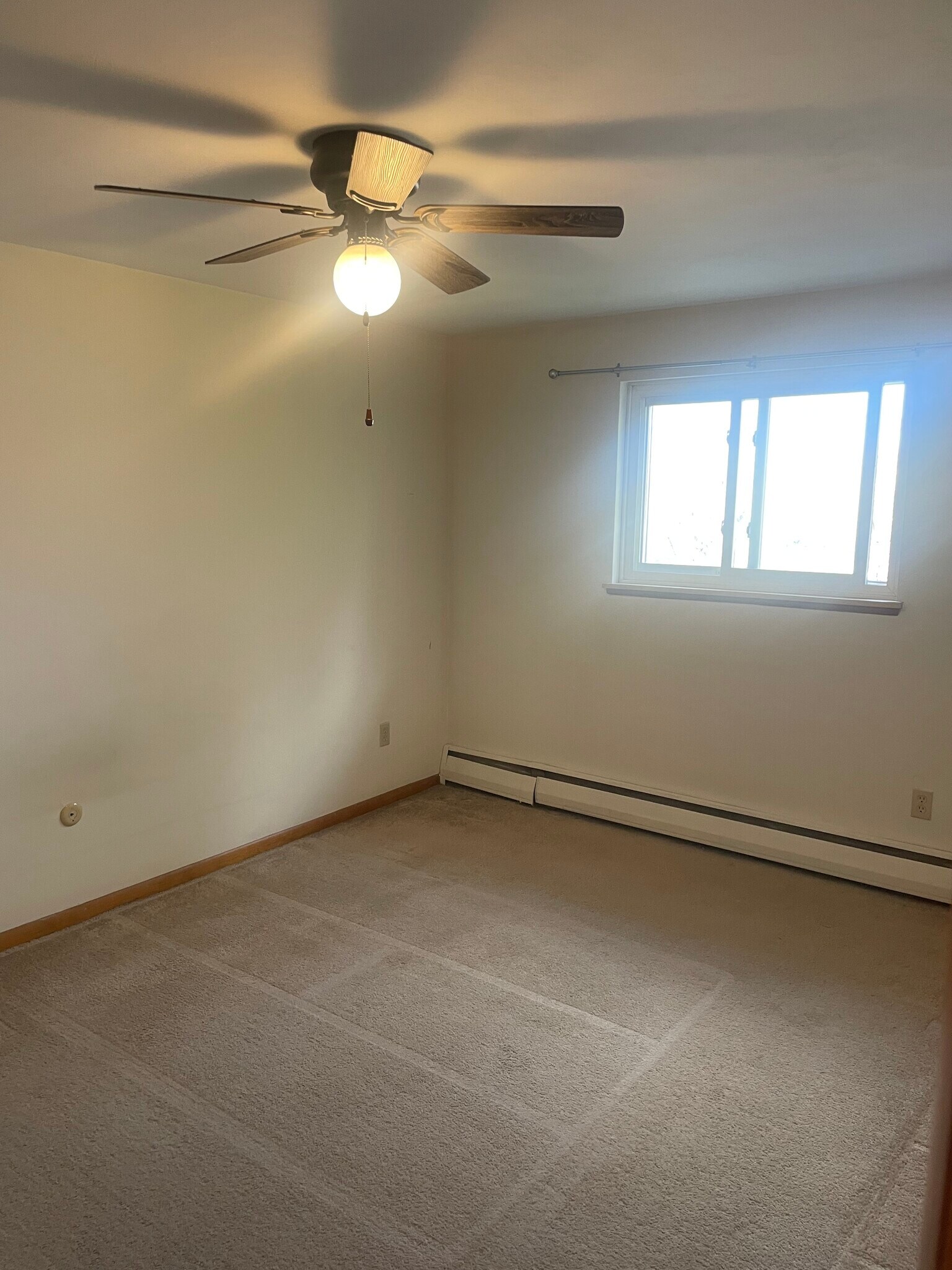 Building Photo - 767 Wehrle Dr
