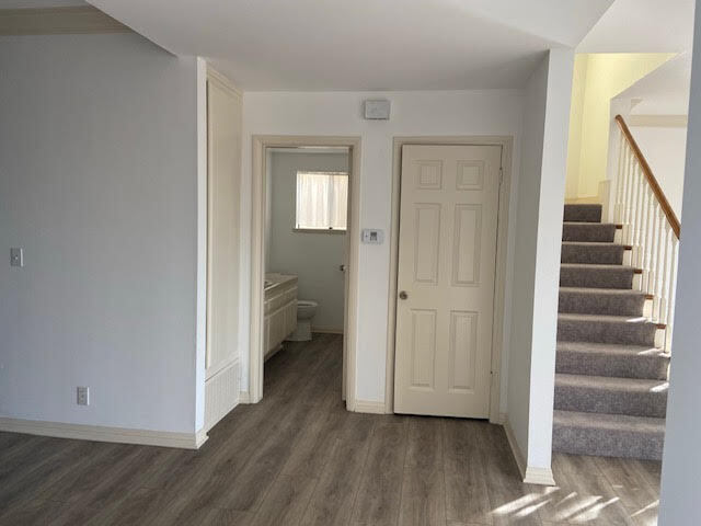 Building Photo - 711 W 35th St