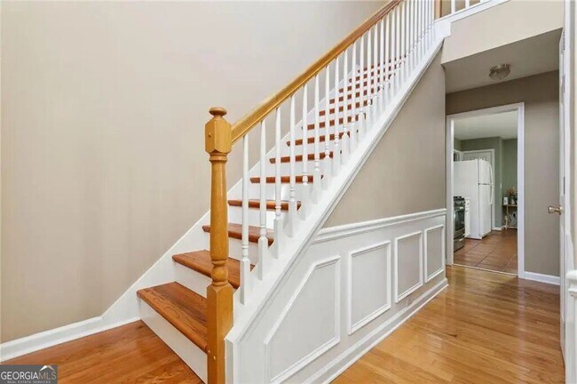 Building Photo - 1097 Dalesford Dr