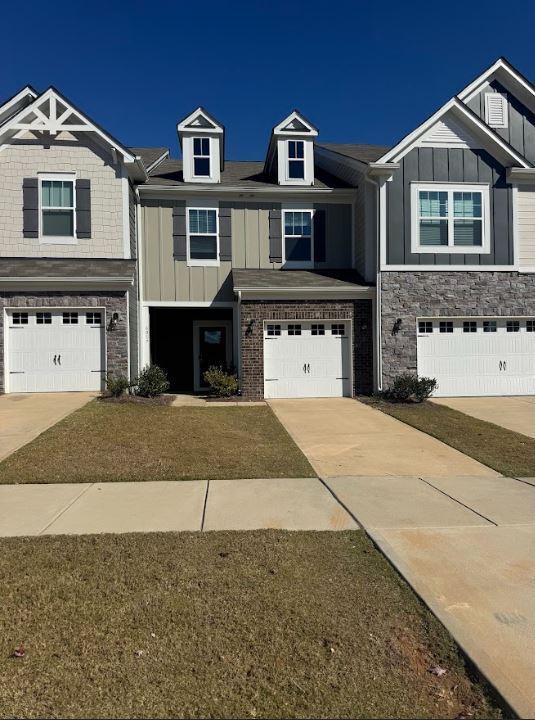 Primary Photo - Beautiful 3 Beds 2.5 Baths Home in Charlotte!