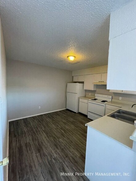 Building Photo - 3007 W Louisiana Ave