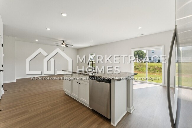 Building Photo - 3402 Saddlebred Dr