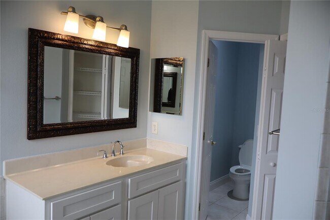 Building Photo - 10842 Woodchase Cir