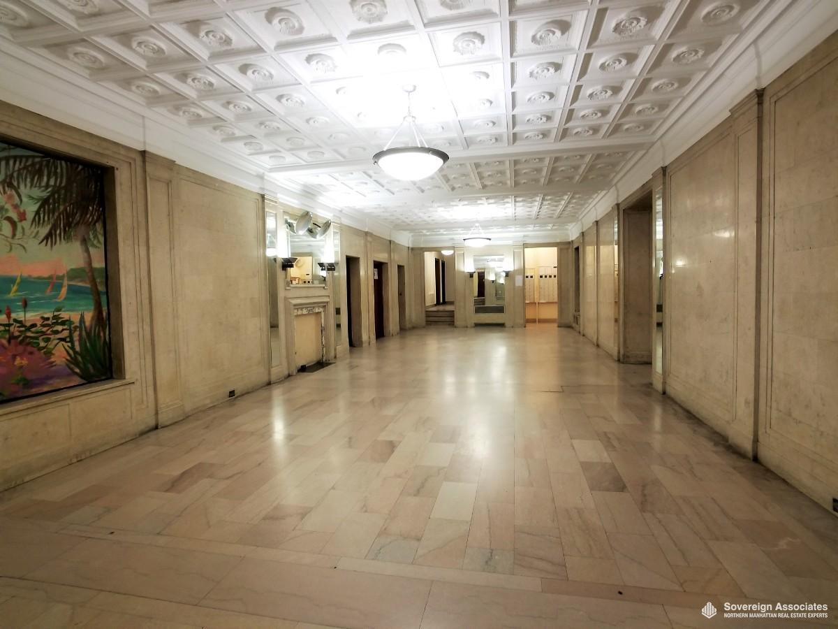 Building Photo - 652 W 163rd St