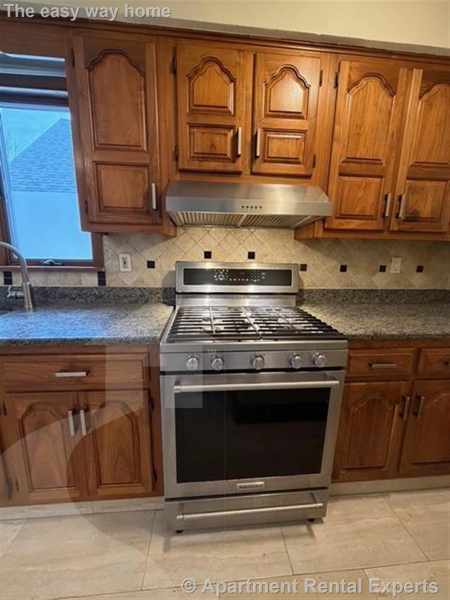 Building Photo - 33 Lafayette St