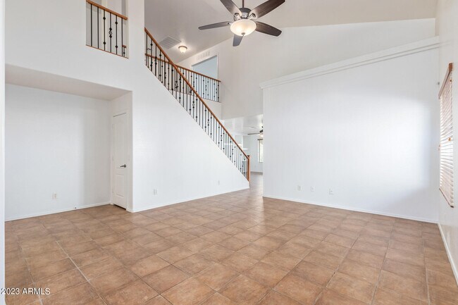 Building Photo - 21708 W Sonora St