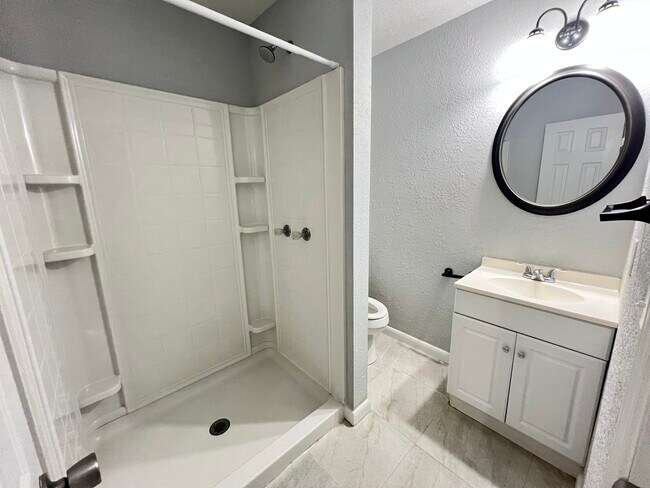 Building Photo - 3219 Fruitwood Ln