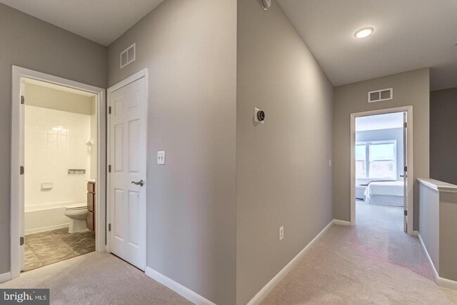 Building Photo - 44848 Tiverton Sq