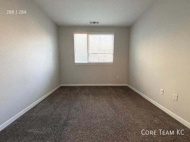 Building Photo - 2705 McGee Trafficway