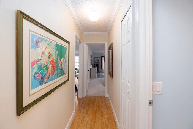 Building Photo - 4600 Wildwood Tree Ln