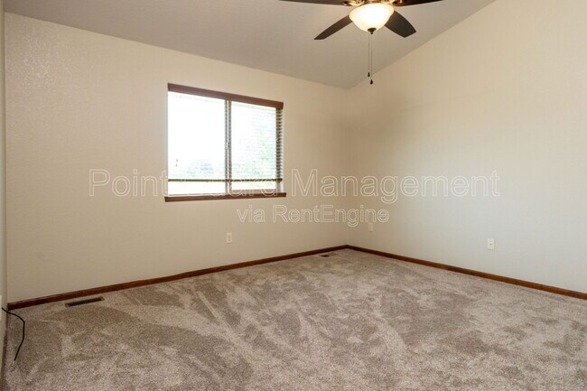 Building Photo - 810 Bristol Cir