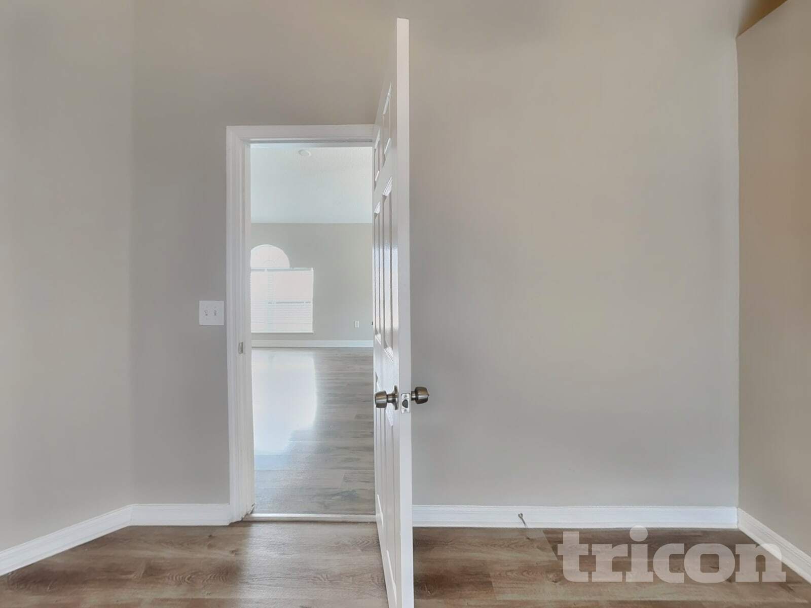 Building Photo - 10610 Opus Dr