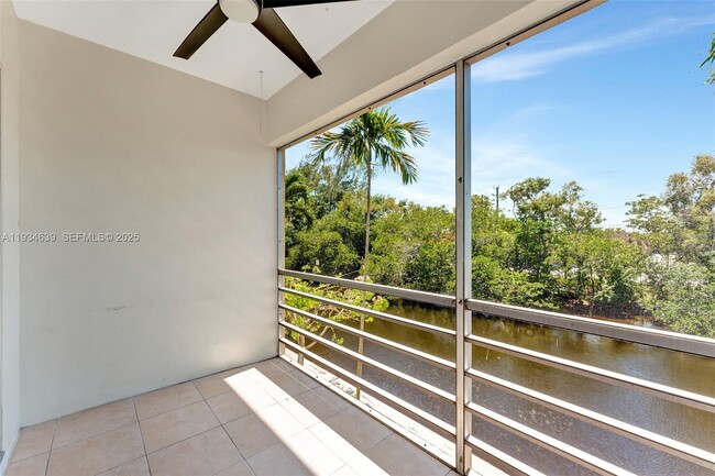 Building Photo - 1400 NE 57th Ct