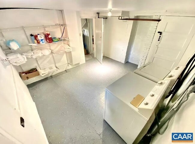 Building Photo - 243 Shamrock Rd