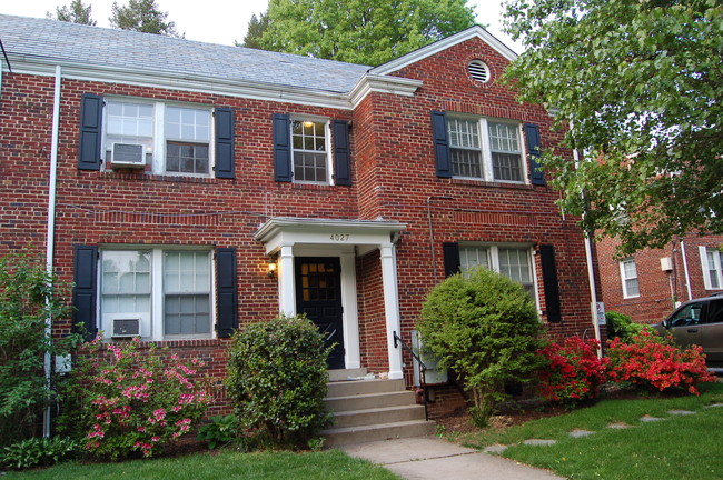 Primary Photo - 4027 Beecher St NW