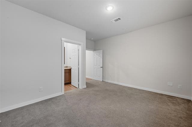 Building Photo - 411 E Elm St