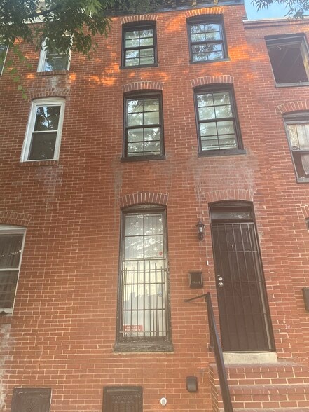 House Front - 11 S Carey St
