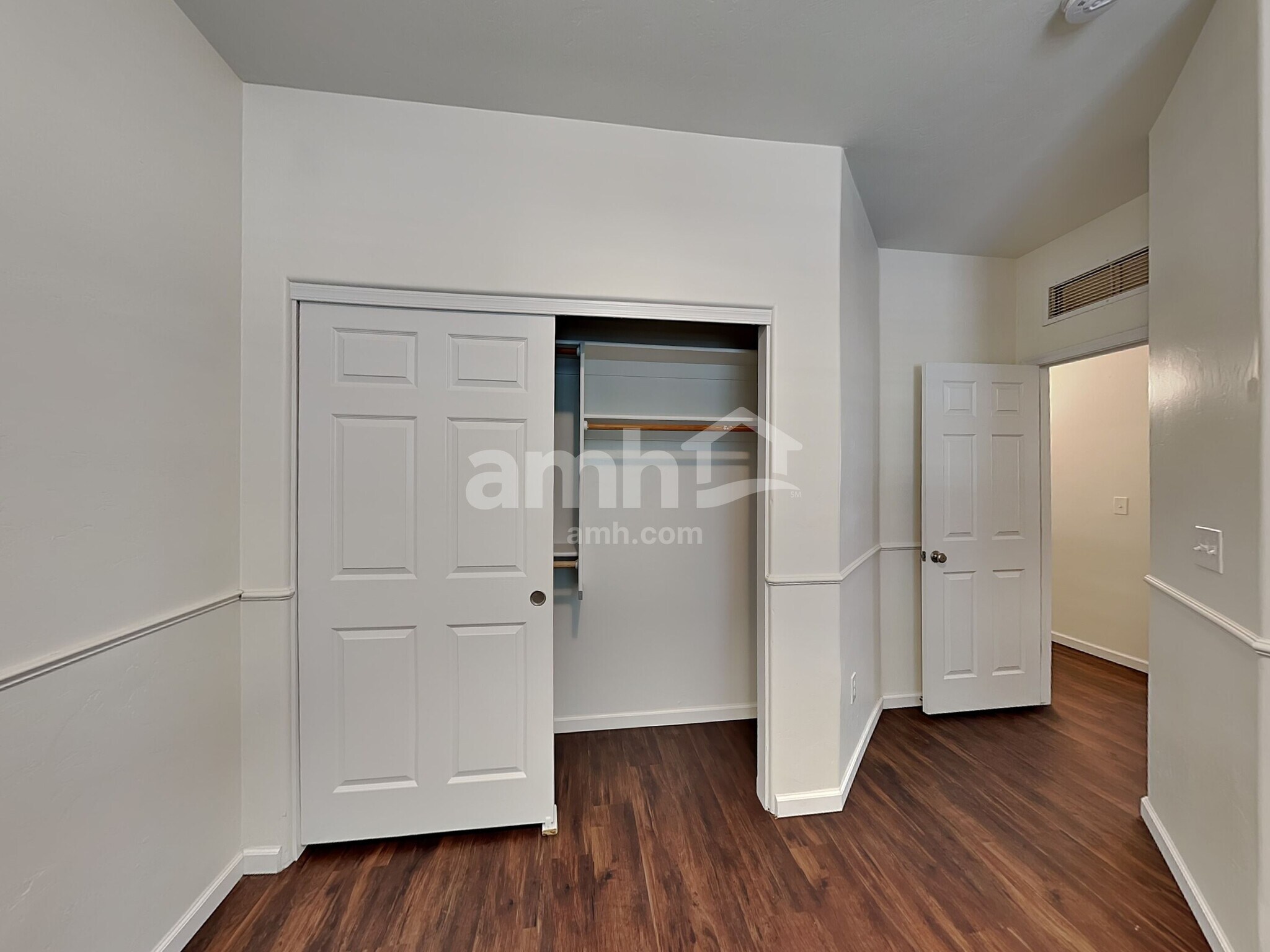 Building Photo - 11320 Harvester