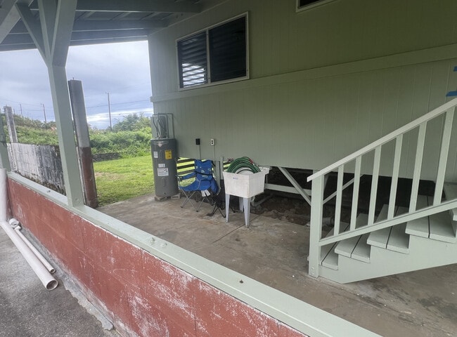 Building Photo - 172 Alaloa Rd