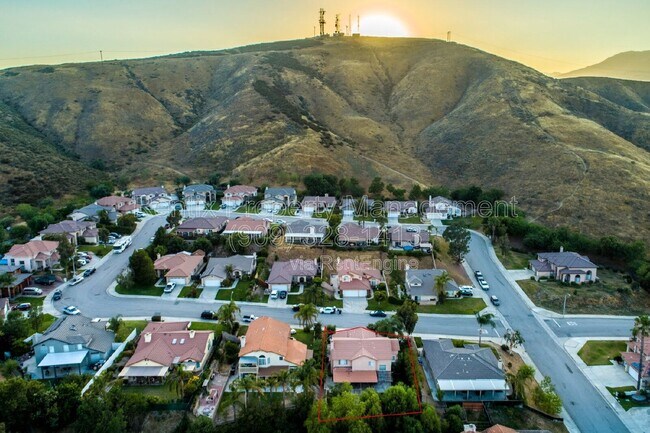 Building Photo - 3655 Shandin Dr