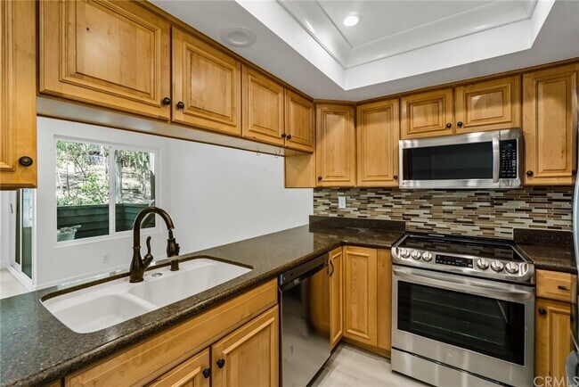 Building Photo - 22317 Vista Verde Dr