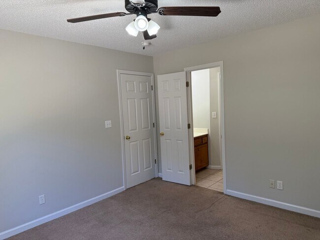 Building Photo - 5616 Co Rd 26