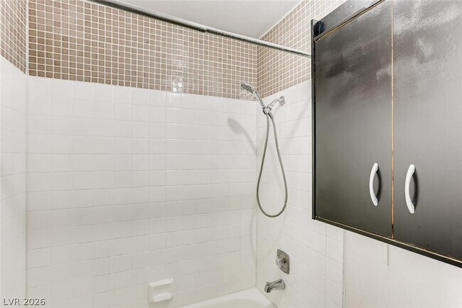 Building Photo - 4600 University Center Dr