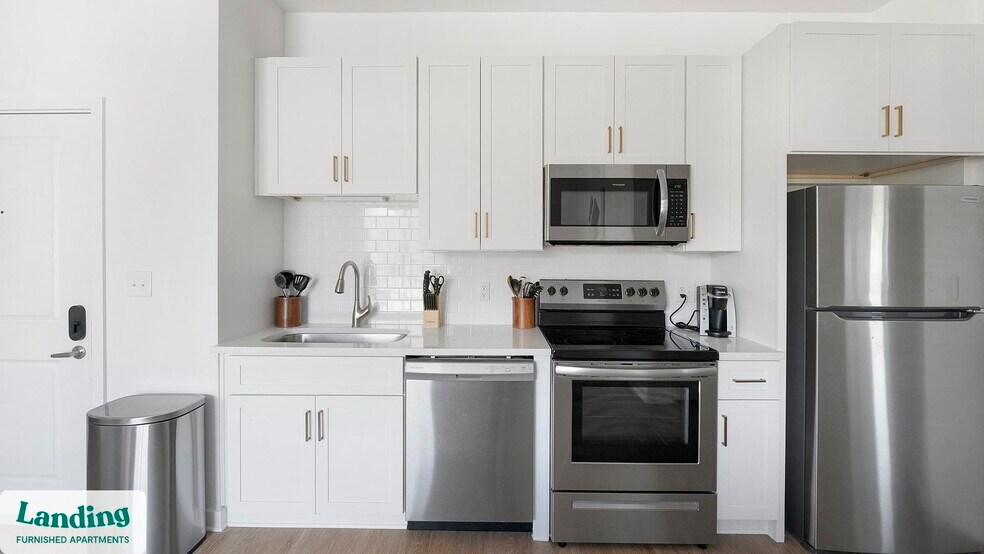 Building Photo - 2708 Old Lebanon Pike