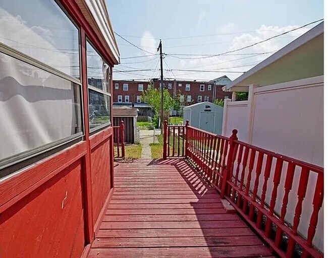 Building Photo - Desirable Dundalk Maryland 3 bedroom3 Full...