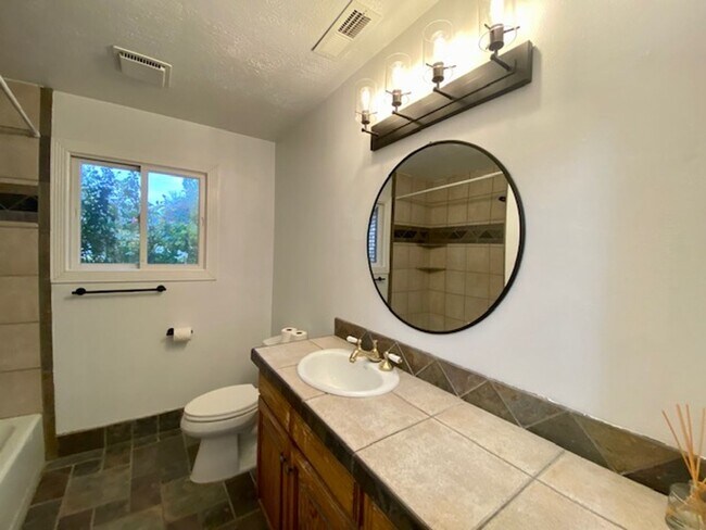 Building Photo - SPACIOUS HOME IN SANTA CLARA COMING SOON!