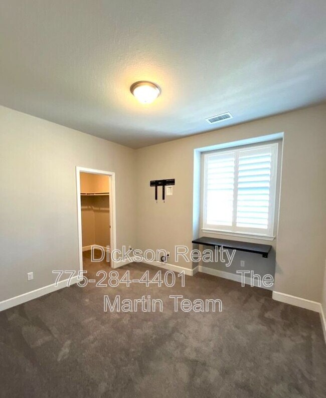 Building Photo - 2025 Elk Falls Way