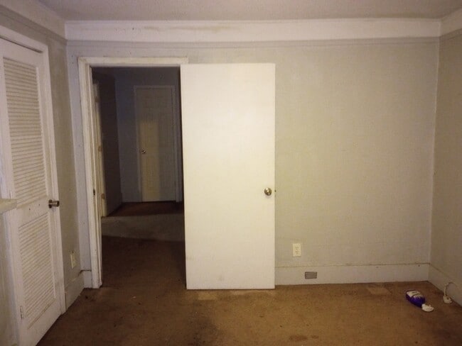 Building Photo - 2 Bedroom in Spartanburg