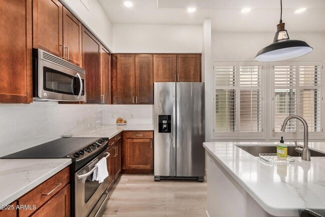 Building Photo - 6745 N 93RD Ave