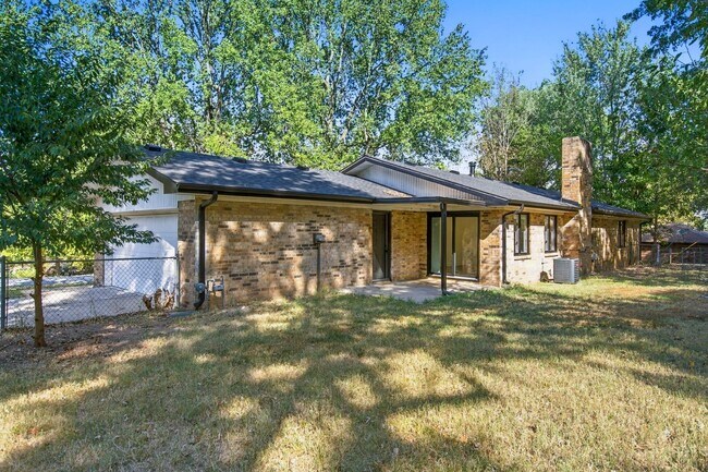 Building Photo - 117 Ridgeview Dr