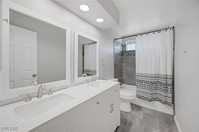 Building Photo - 8433 Dry Cliff Cir