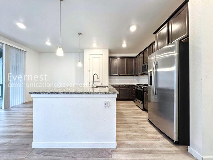 Building Photo - 17490 E 95th Pl