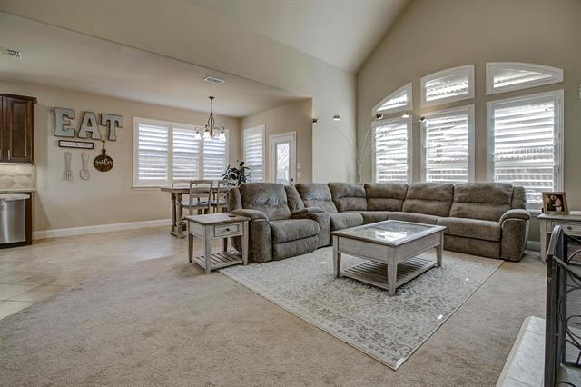 Building Photo - 2046 Sundown Dr