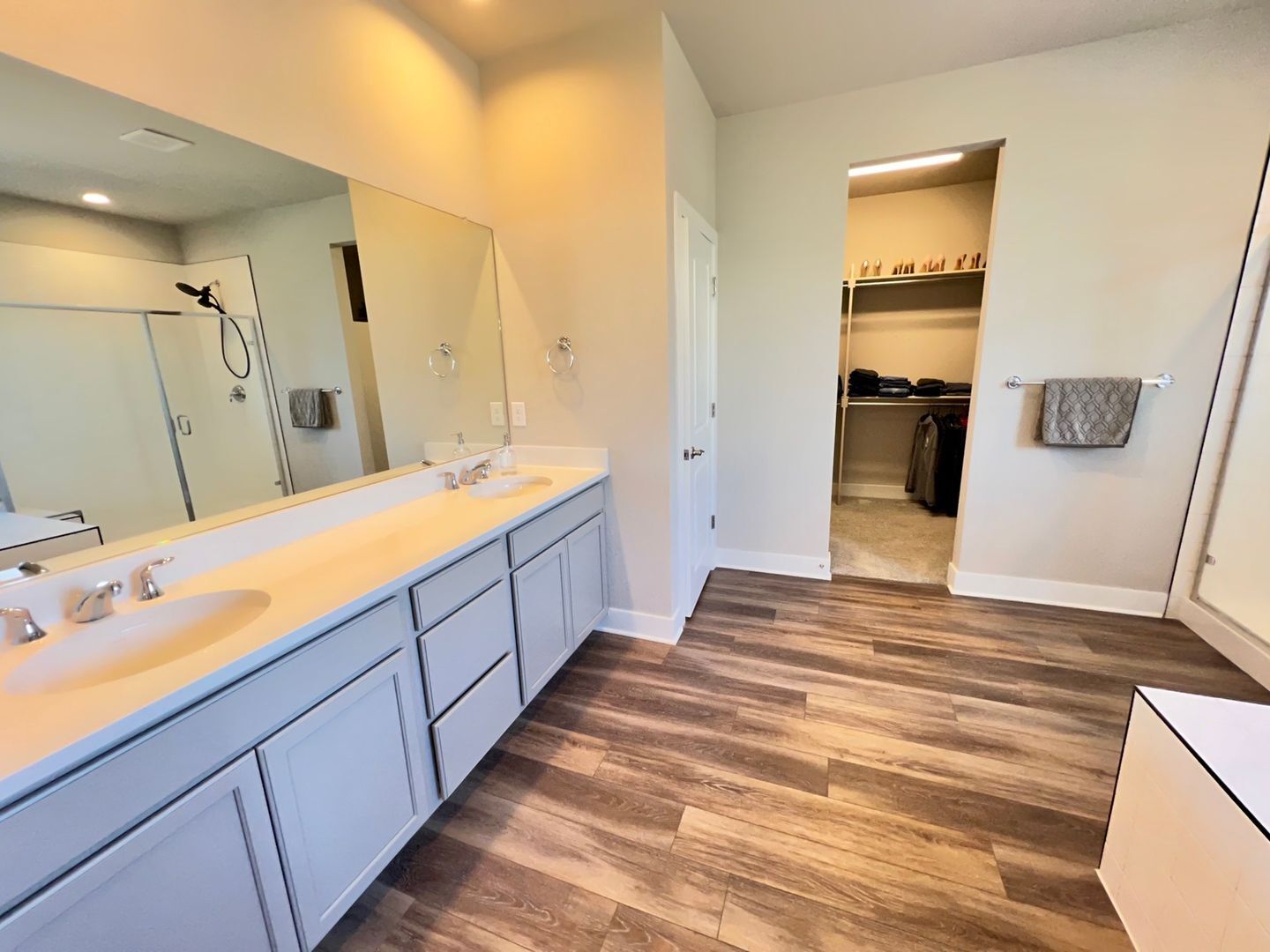 Building Photo - 199 Simmental Lp