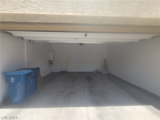Building Photo - 3876 E Park Field Dr