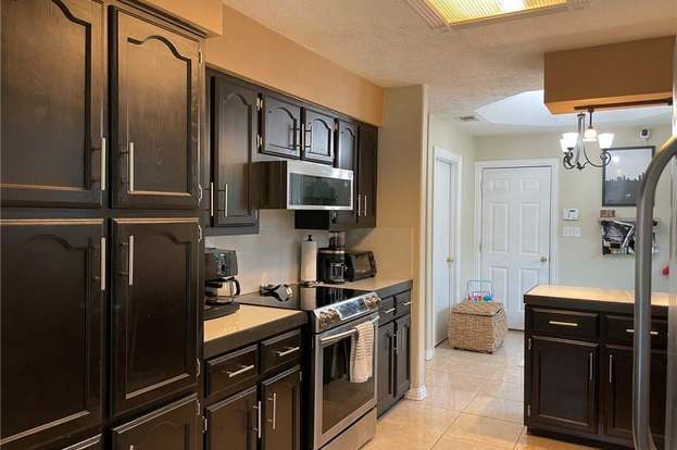 Building Photo - 3821 Oriole Ave