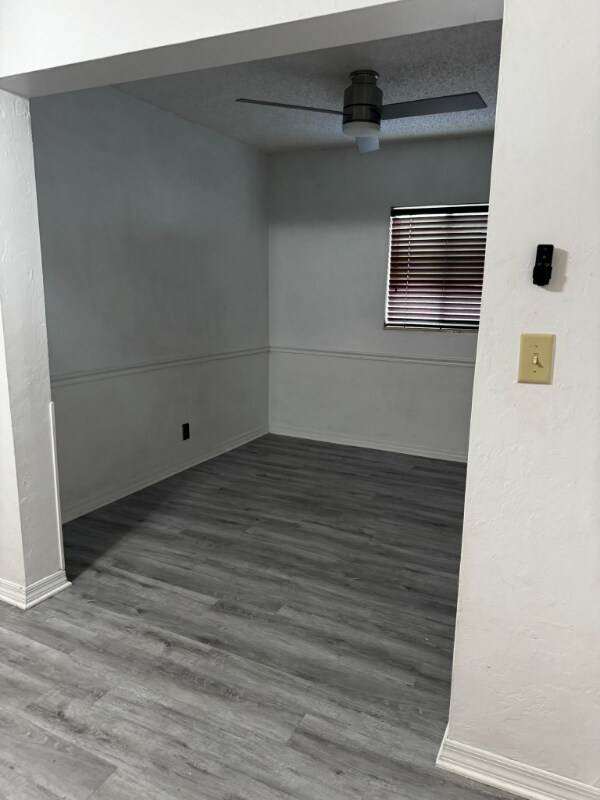 Building Photo - 5140 NE 3rd Ave