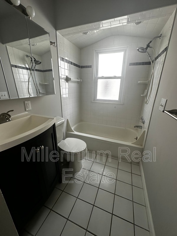Building Photo - 29139 Tawas St