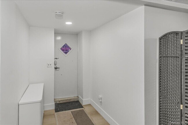 Building Photo - 8904 Avenue J