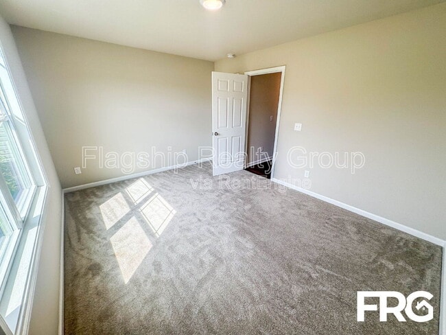Building Photo - 110 Highland Pk Dr