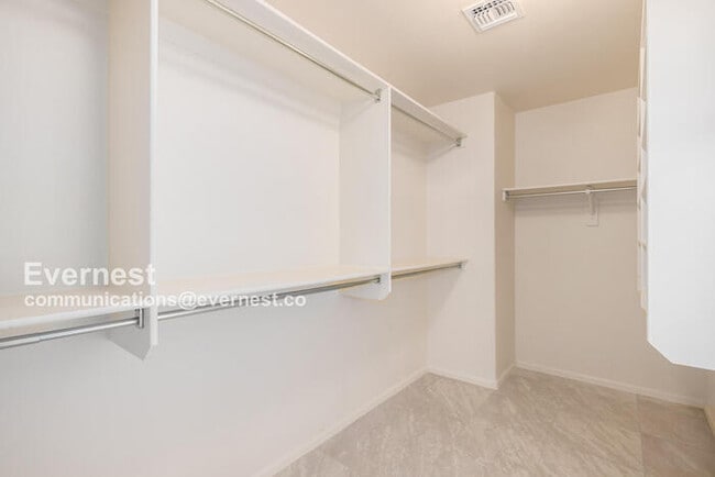 Building Photo - 42581 W Michaels Dr