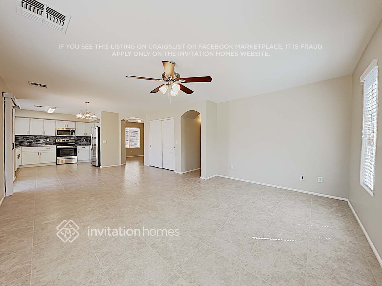 Building Photo - 2844 S 160th Ln